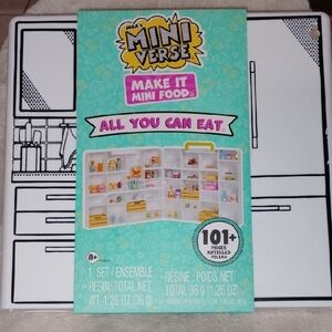 Miniverse Storage Container Plus 100 Mini Items